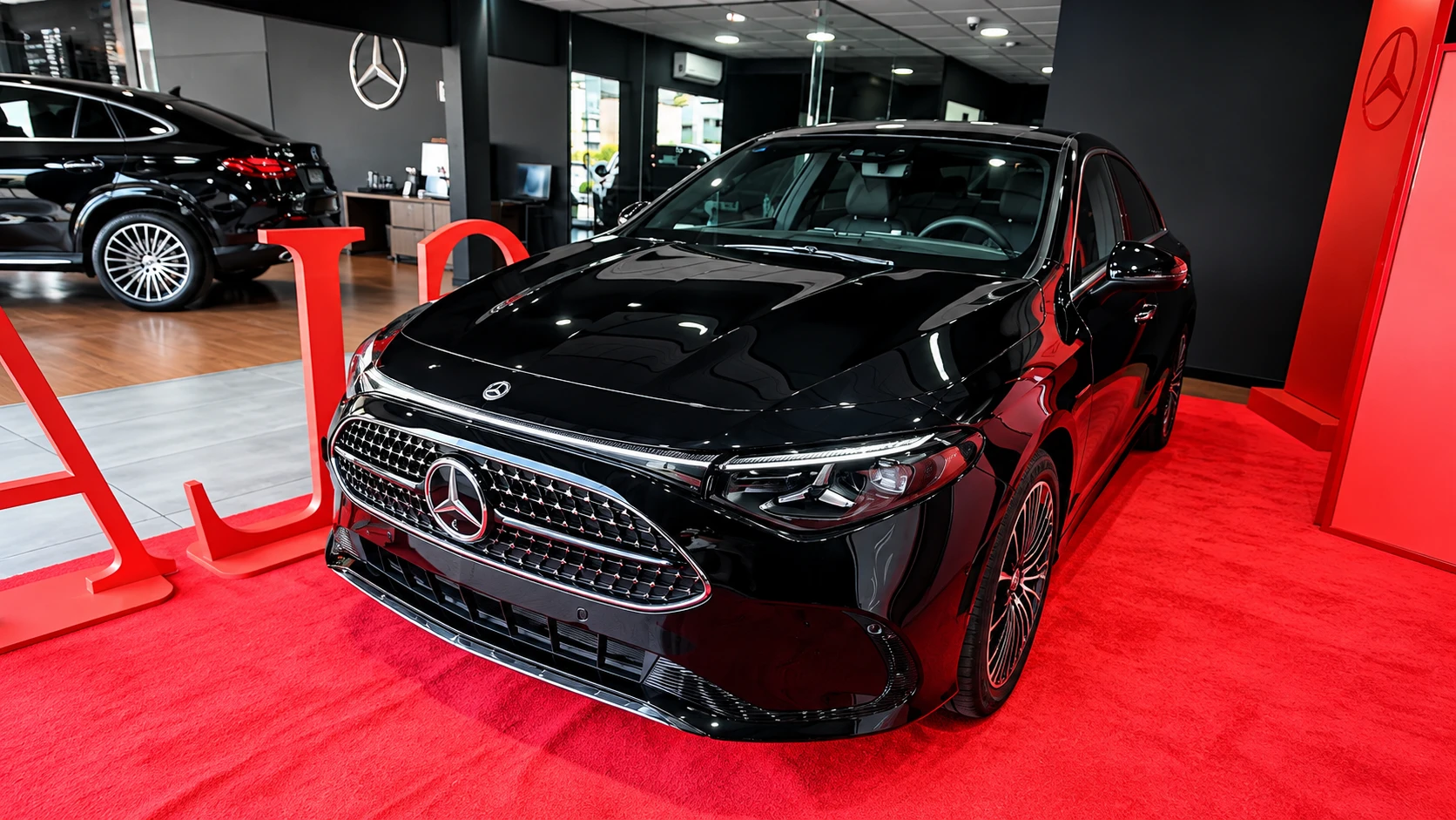 Mercedes-Benz CLA 200 Hybrid 2027